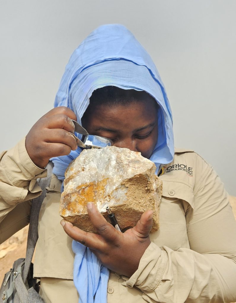 Inspecting Quartz Float At Mbe